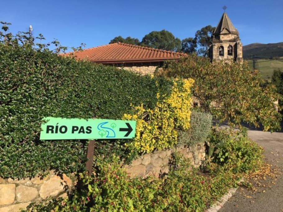 La Flor De Toranzo "Vive Los Valles Pasiegos" Prases Kültér fotó