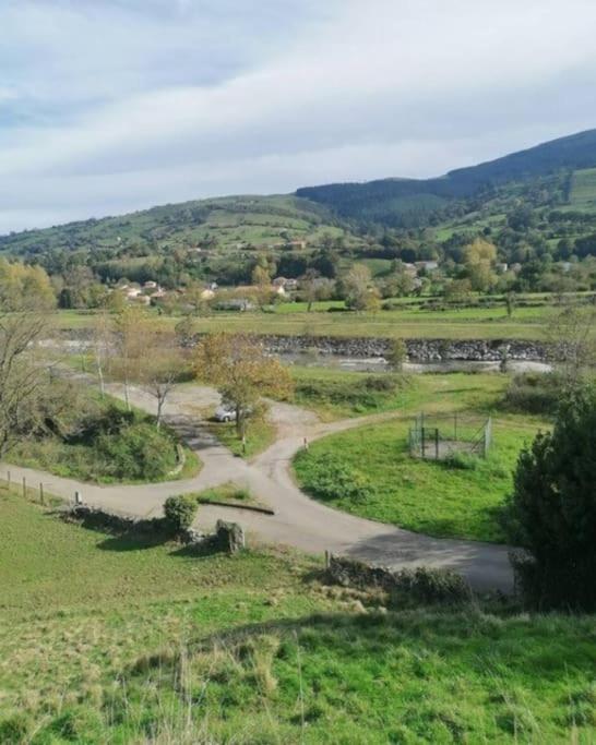La Flor De Toranzo "Vive Los Valles Pasiegos" Prases Kültér fotó