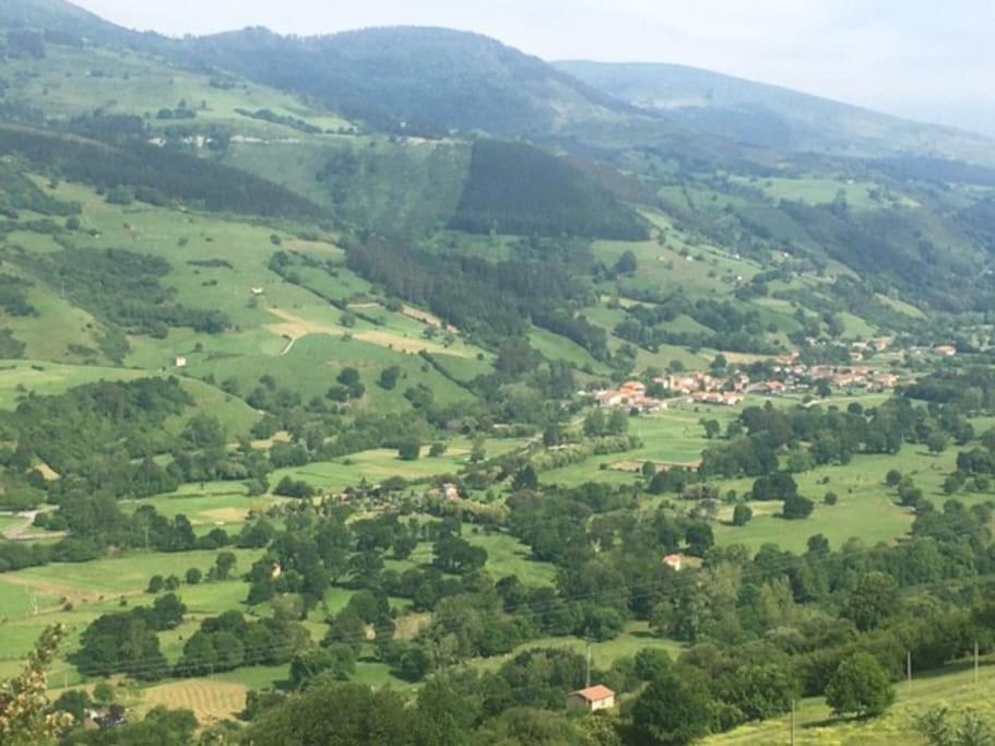 La Flor De Toranzo "Vive Los Valles Pasiegos" Prases Kültér fotó